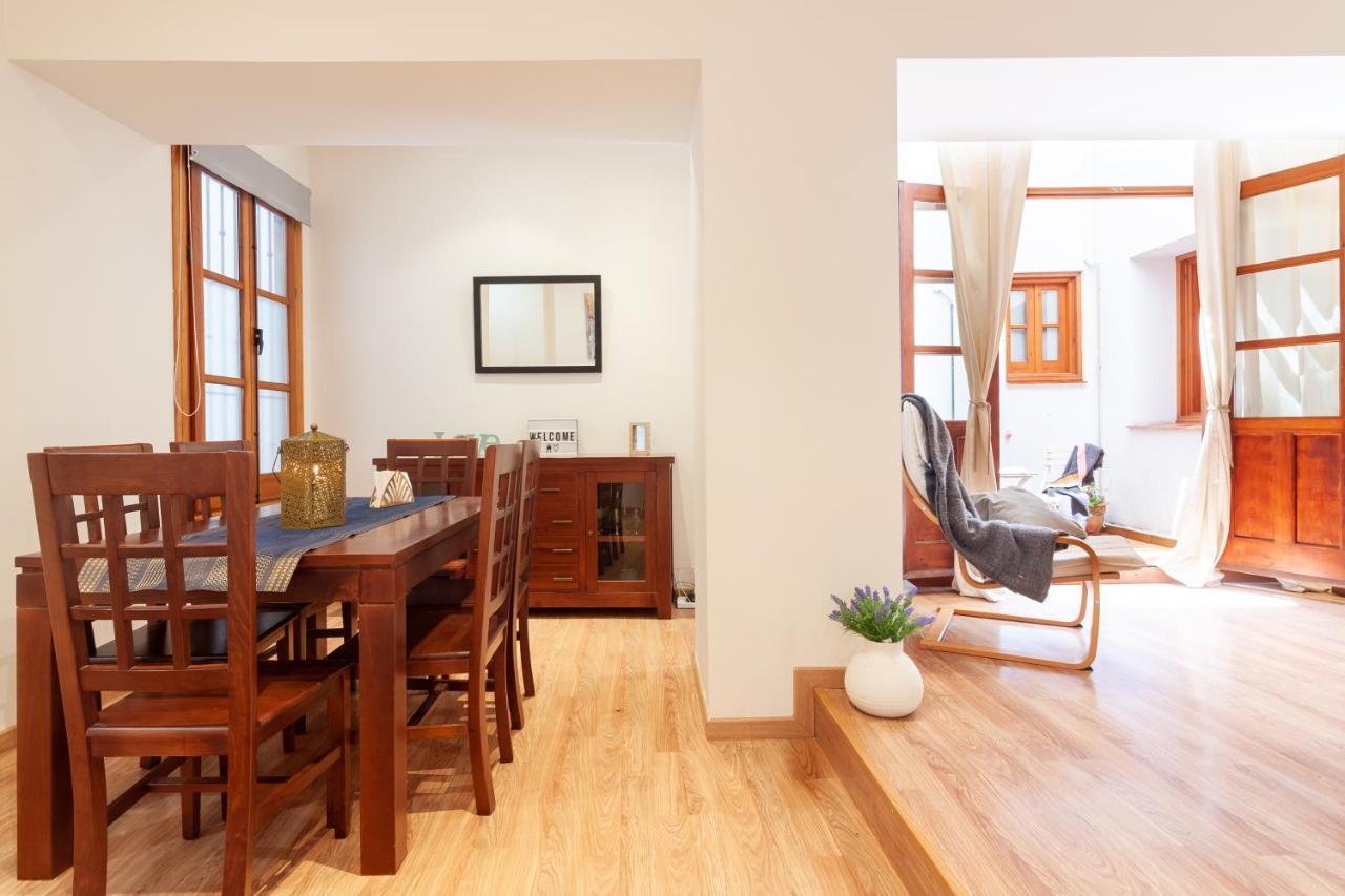 Sea & Wave Carreteria Apartment Малага Екстер'єр фото