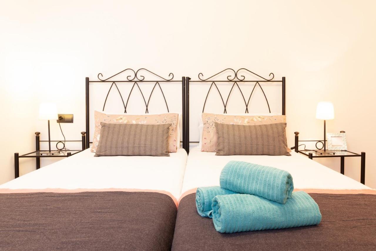 Sea & Wave Carreteria Apartment Малага Екстер'єр фото
